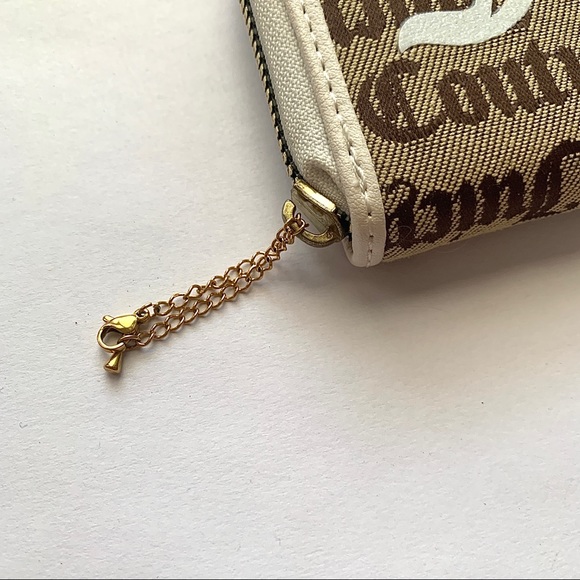 Juicy Couture Wallet - Picture 2 of 4